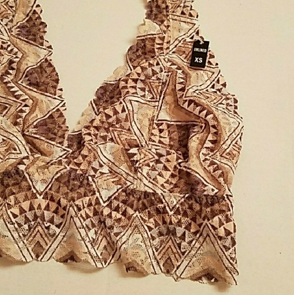 NWT VS PINK HALTER BRALETTE - Picture 2 of 4